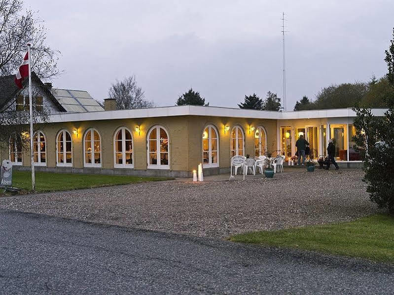 Hotel Klim Bjerg Fjerritslev Exteriör bild